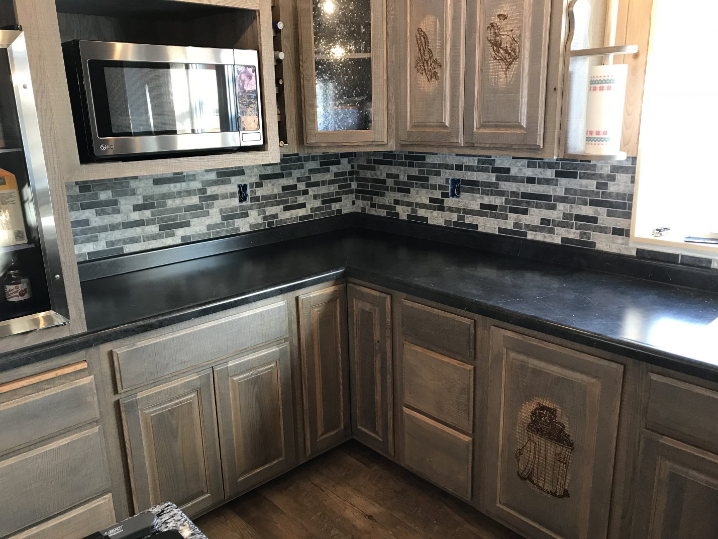 Small Kitchen, Big Impact: Designing for Limited Spaces - Modern ...